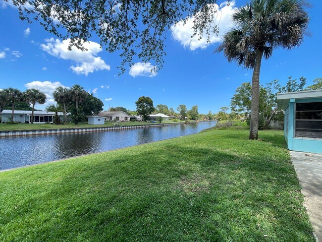 Building Photo - Two bedroom two bath Canal front rental ho...