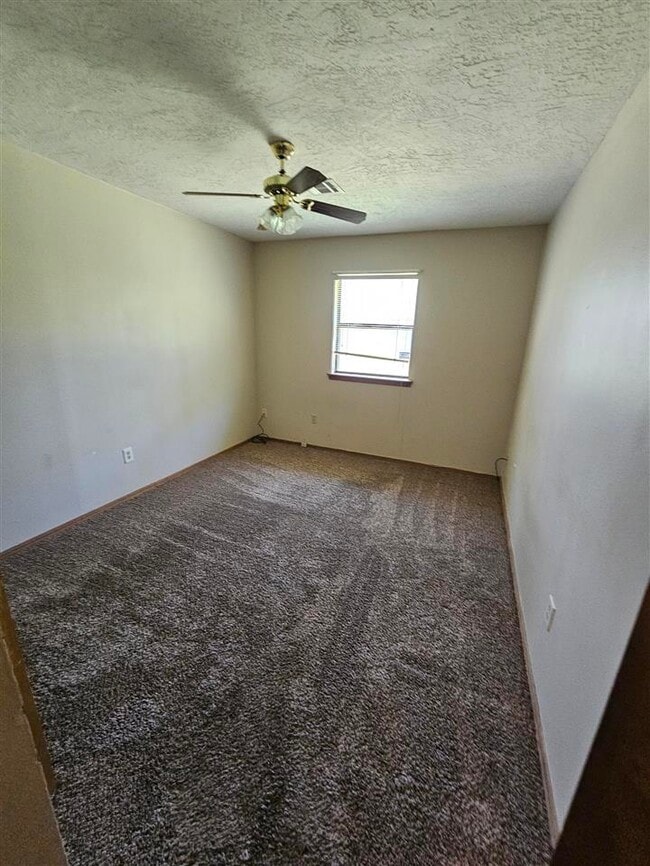 Building Photo - 5216 NW Ashby Ave