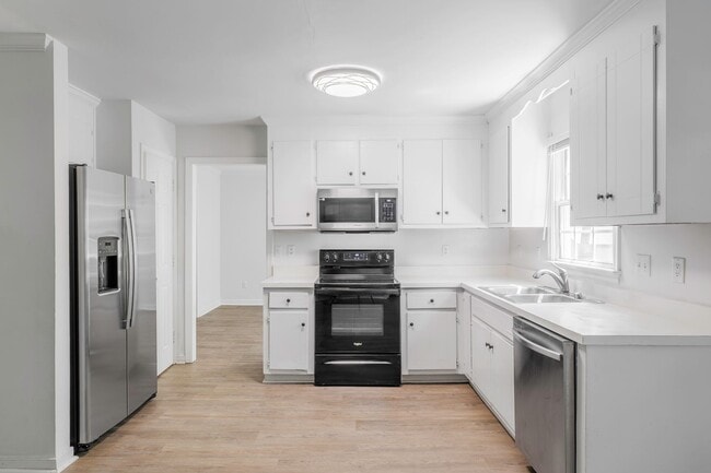 Building Photo - Great Home for Rent in the Lucks Lane Corr...