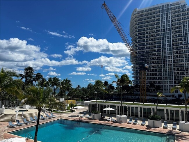 Building Photo - 10275 Collins Ave