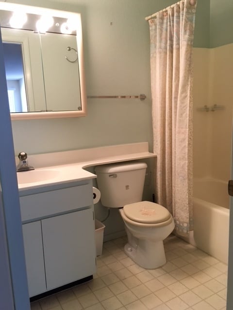 Building Photo - End Unit Two Bedroom Condo in North Prescott