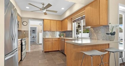 Building Photo - 4946 Glenn Pine Ln