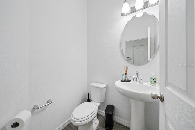 Building Photo - 15036 Willow Arbor Cir