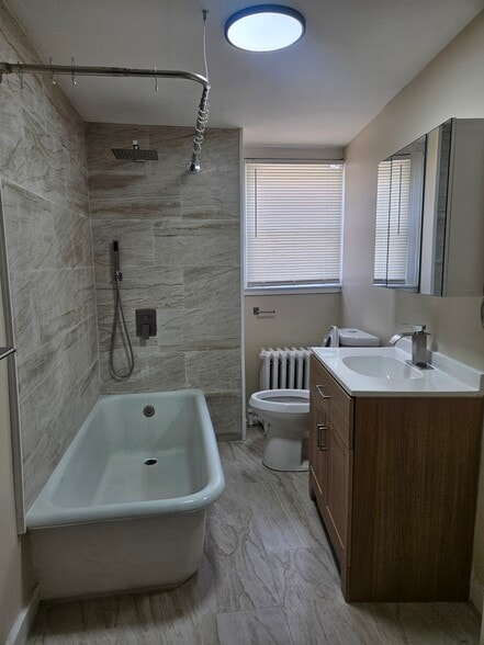 Bathroom - 5844 Theodore St