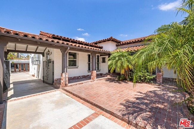 Building Photo - 133 N Alta Vista Blvd