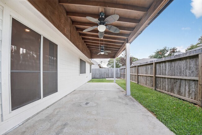 Building Photo - 17002 Analisa Cir