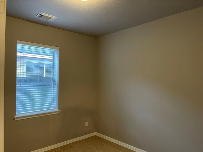 Building Photo - 8711 Auburn Glen Ln