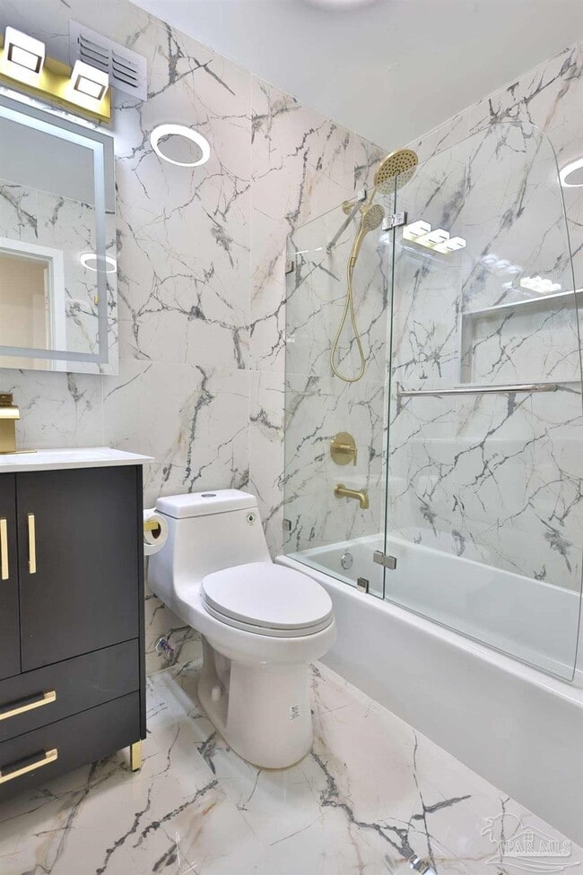 Building Photo - 3795 Summer Dr