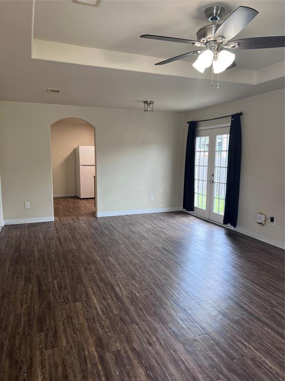 Building Photo - 2319 Shady Tree Ln