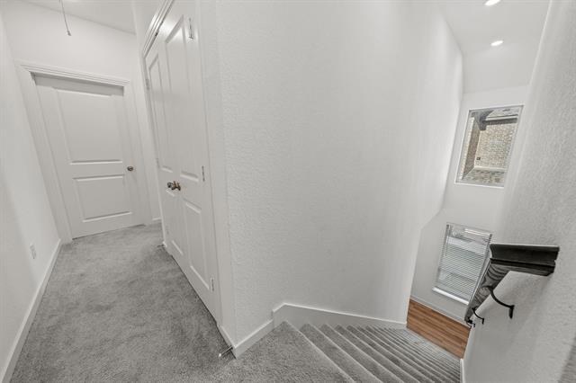 Building Photo - 1136 Queensdown Wy