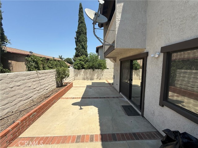 Building Photo - 2157 E Badillo St
