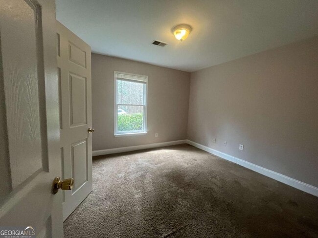 Building Photo - 545 Rustwood Dr