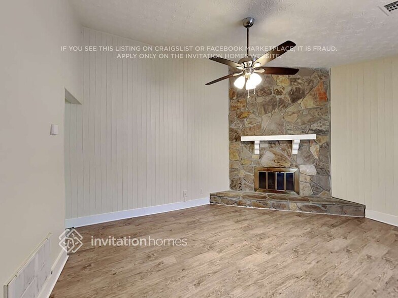 Building Photo - 1009 Monopoly Dr