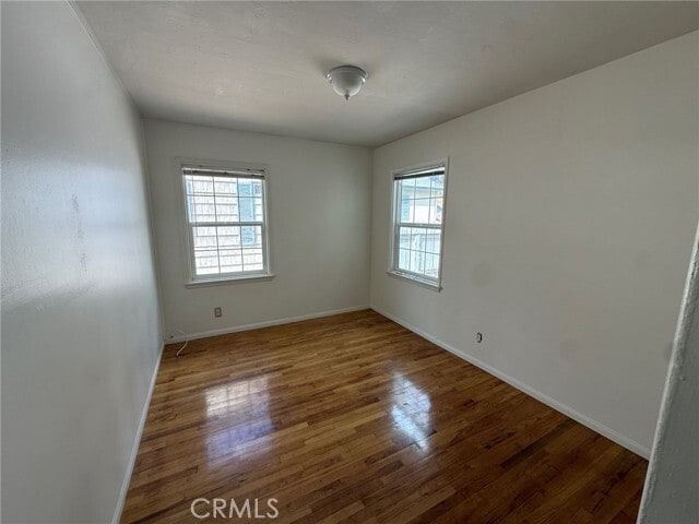 Building Photo - 417 E Walnut Ave