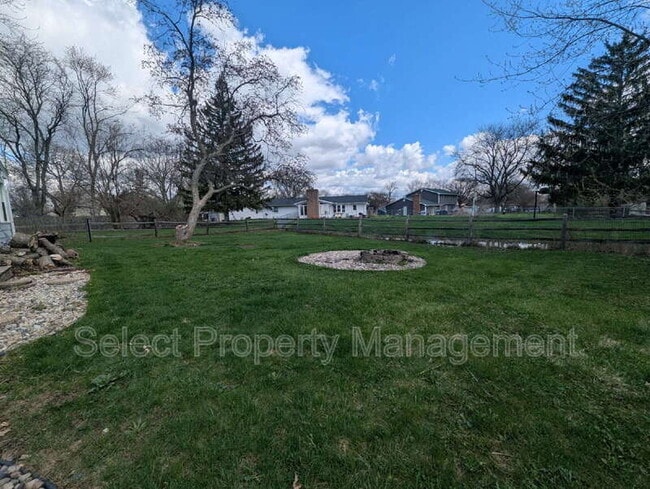 Building Photo - 3226 Arrowwood Dr