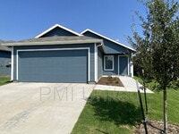 Building Photo - 3012 Burmese St