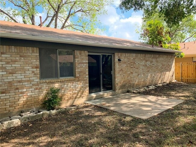 Building Photo - 11640 Parkfield Dr