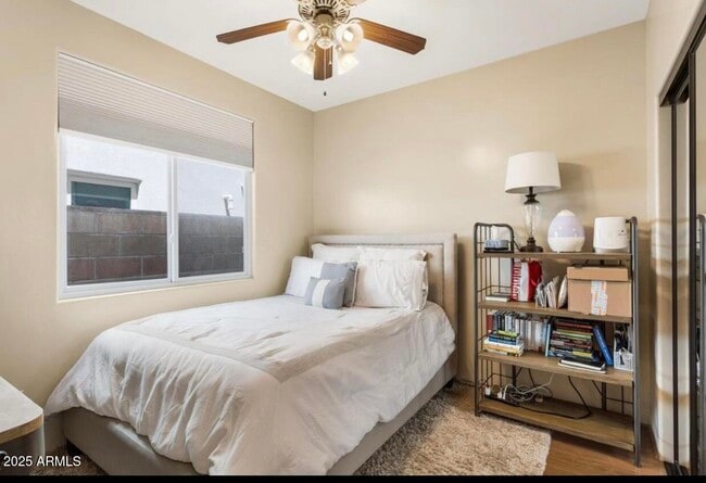 Building Photo - 675 N. Encanto Village Way