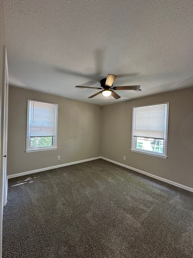 Building Photo - Modern Updates Meet Comfort in This Move-In Ready 3BR Home. Available for Rent or Rent To Own!