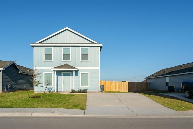 Primary Photo - 2320 Blizzard Dr