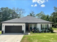 Building Photo - 4000 Weldon Ave