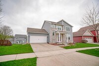 Building Photo - 818 Redan Dr