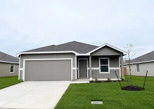 Building Photo - 1728 Round House Ln