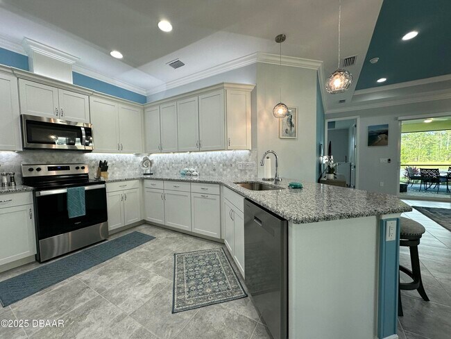Building Photo - 811 Margaritaville Ave