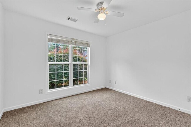 Building Photo - 882 Creek Bottom Rd SW