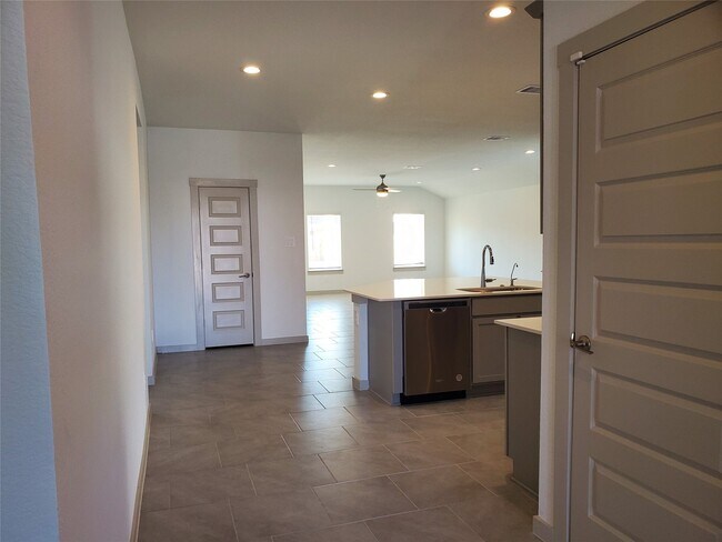 Building Photo - 3314 Dagostino Crk Dr
