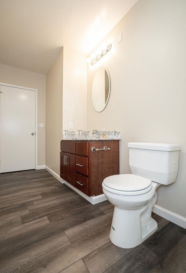 Building Photo - 1884 N 5th St