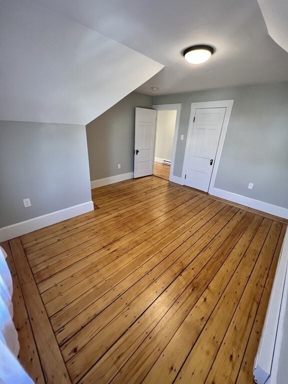 Building Photo - 130 Vernon St