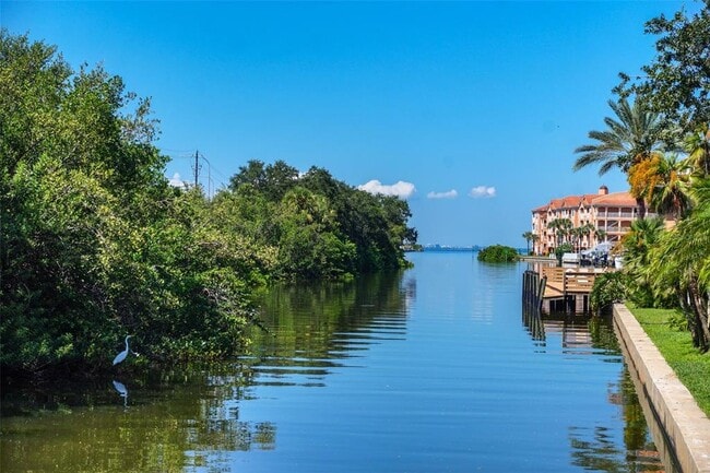 Building Photo - 5000 Culbreath Key Way