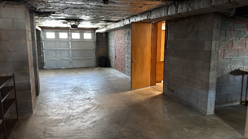 Building Photo - 532 Bays View Rd