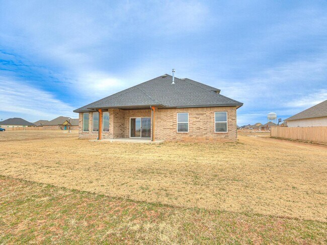 Building Photo - 109 Carlow Wy