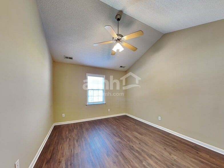 Building Photo - 3623 Mechanicsville Run Ln