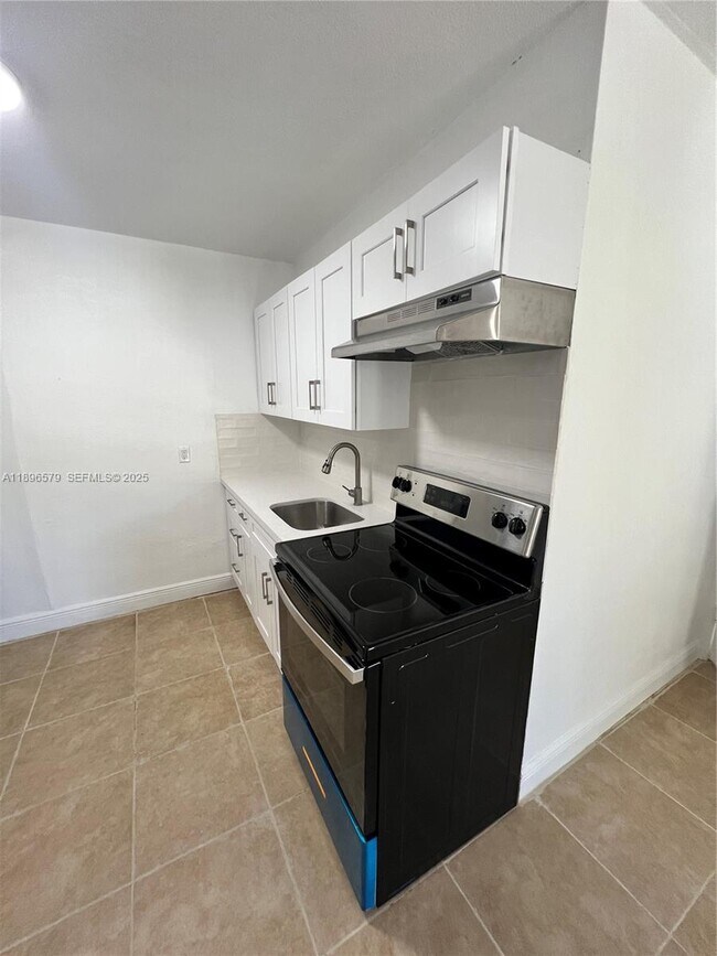 Building Photo - 2588 NE 182nd Terrace