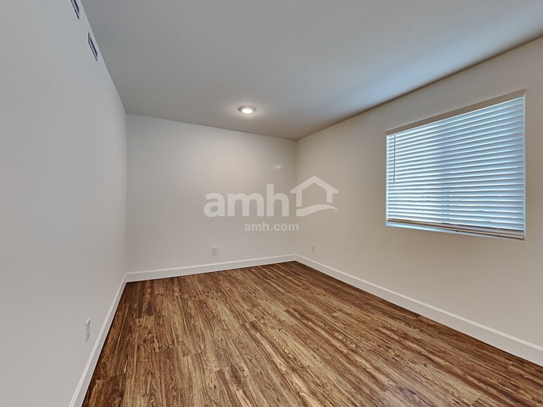 Building Photo - 9121 S Conquistador St