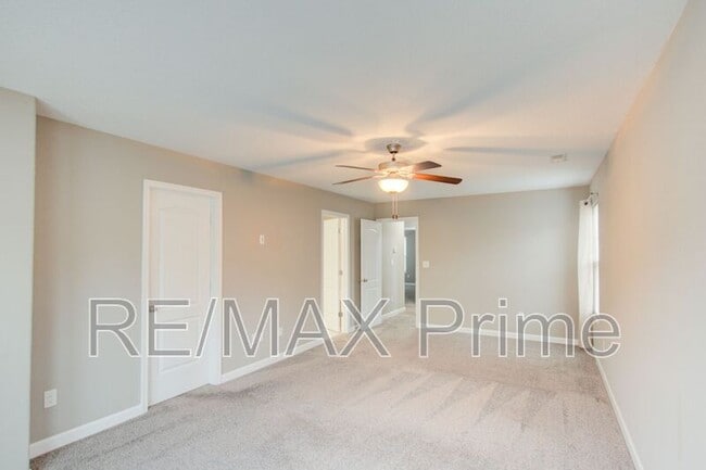 Building Photo - 4158 Pughsville Rd