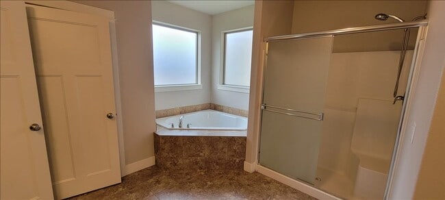 Building Photo - 1299 N Oklahoma Pl