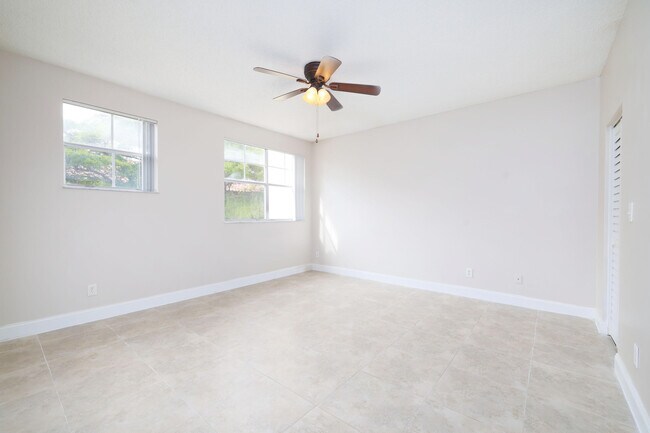 Building Photo - 20889 St Andrews Blvd