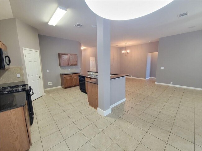 Building Photo - 3526 Shiraz Loop