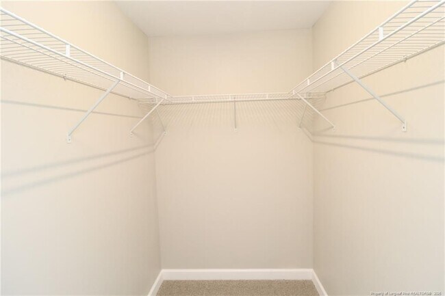 Building Photo - 104 Rainmist Cir