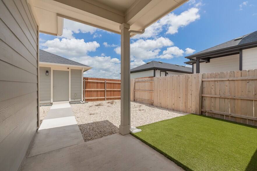 Building Photo - 2548 Caleb Asher Loop