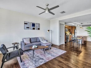 Building Photo - 1555 Elm St