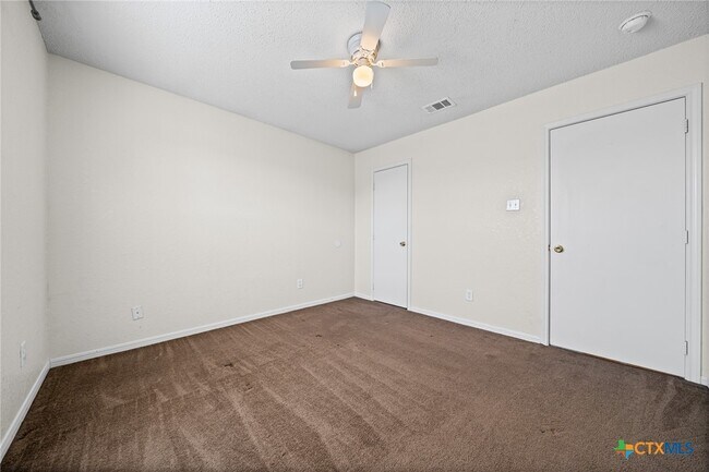 Building Photo - 3211 Tom Lockett Dr