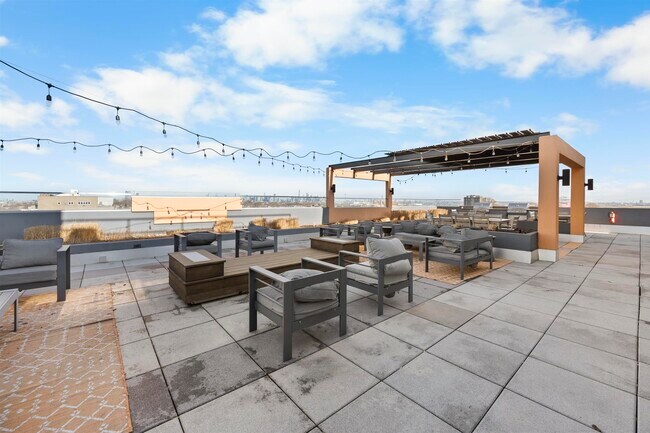 Building Photo - 1040 John F. Kennedy Blvd