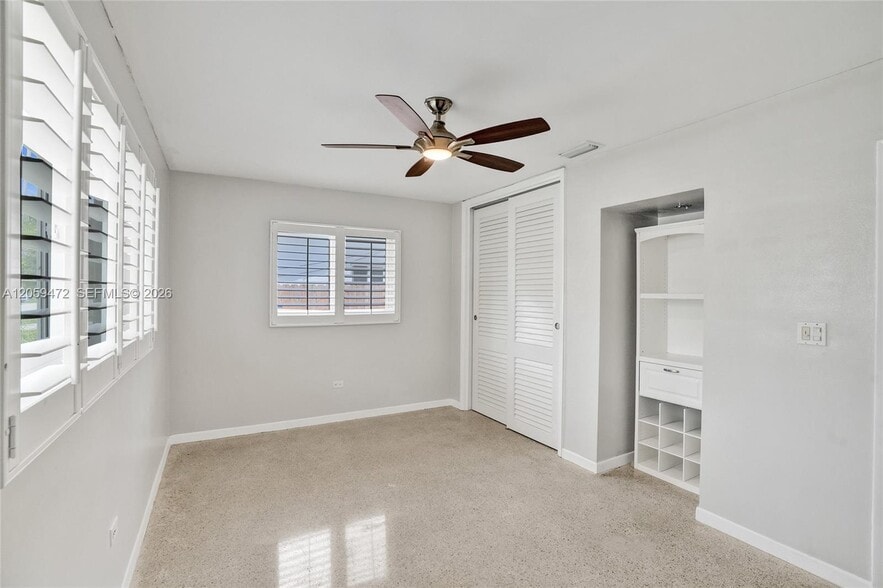 Building Photo - 9350 SW 48th St
