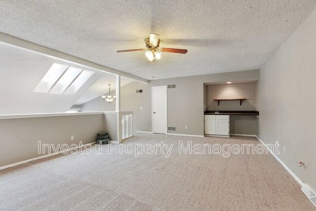 Building Photo - 6453 S Havana St