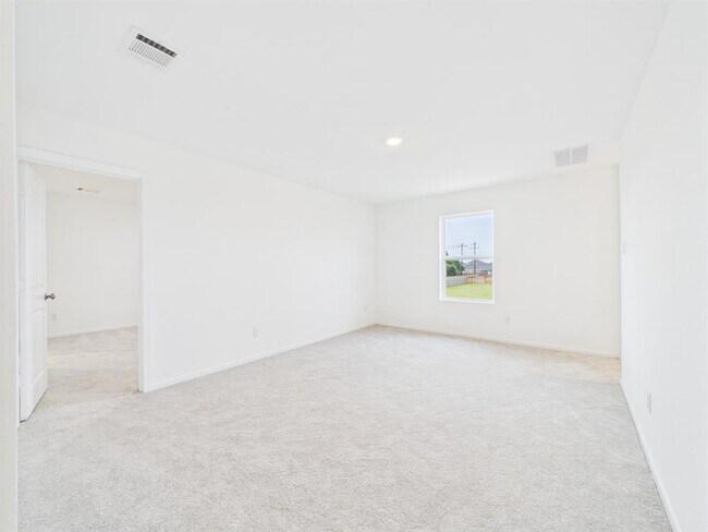 Building Photo - 2919 Summer Breeze Wy